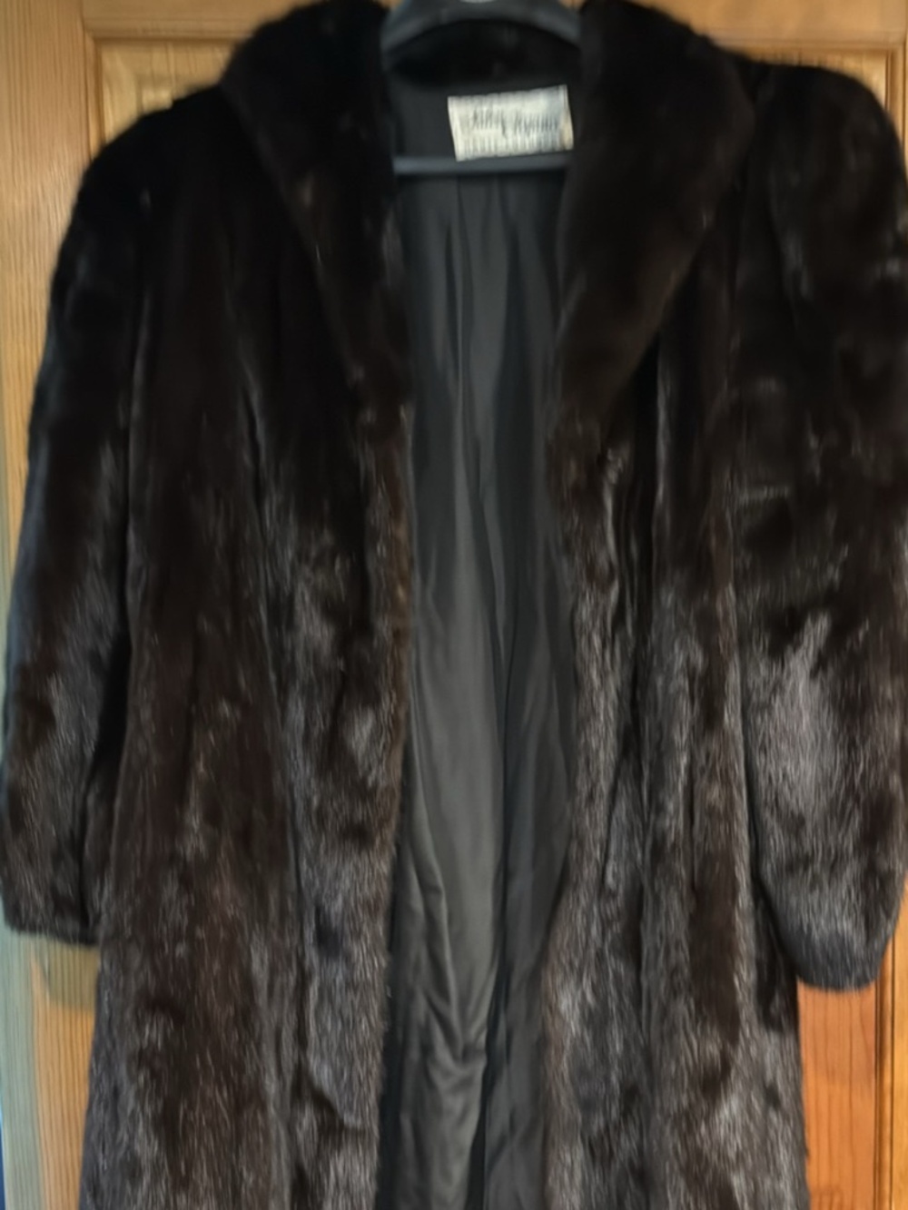 Salon Elegance Mink Fur Coat Size S-M